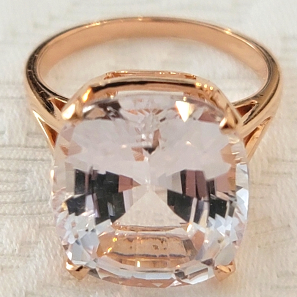 16.41 Karat Modified Cushion Pale Pink Kunzite Set In 14k Rose Gold Custom Sz 9